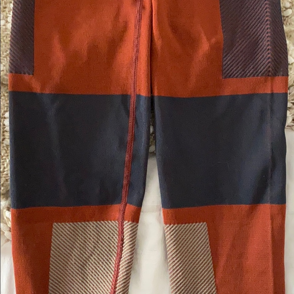 JOY LAB LEGGINGS SMALL - Picture 3 of 3